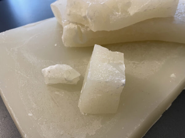 Ultra-Purified Paraffin Wax – Perfect for Clean, Long-Lasting Candles!