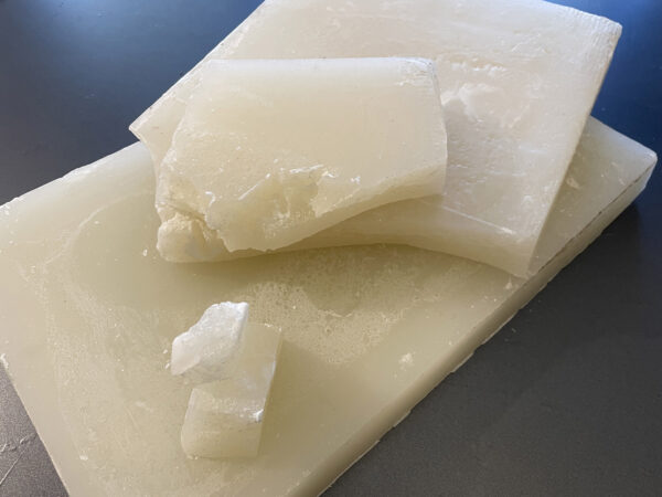 Ultra-Purified Paraffin Wax – Perfect for Clean, Long-Lasting Candles!